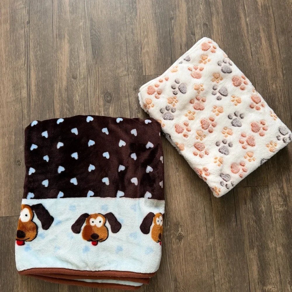 Snuggle Puppy 2 Piece Warm Soft Fluffy Fleece Flannel Pet Cat Dog Blanket Throw